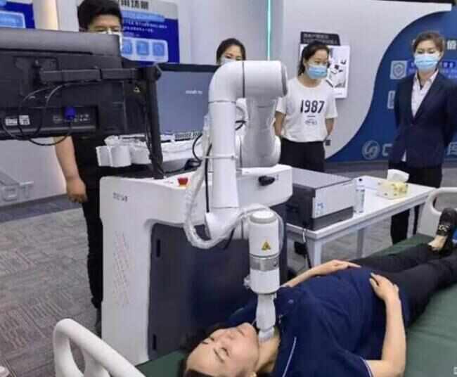 5G超聲機器人引領(lǐng)遠(yuǎn)程問診新紀(jì)元，智能醫(yī)療項目扎根深哈產(chǎn)業(yè)園